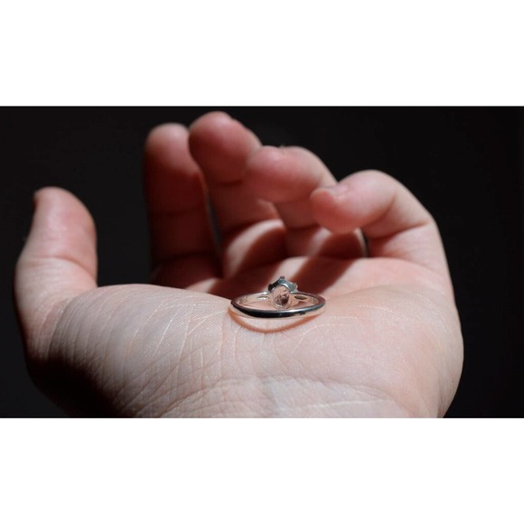 alternative raw diamond engagement ring raw crystal size 4 5 6 7 8 8 9 1… - Picture 4 of 8